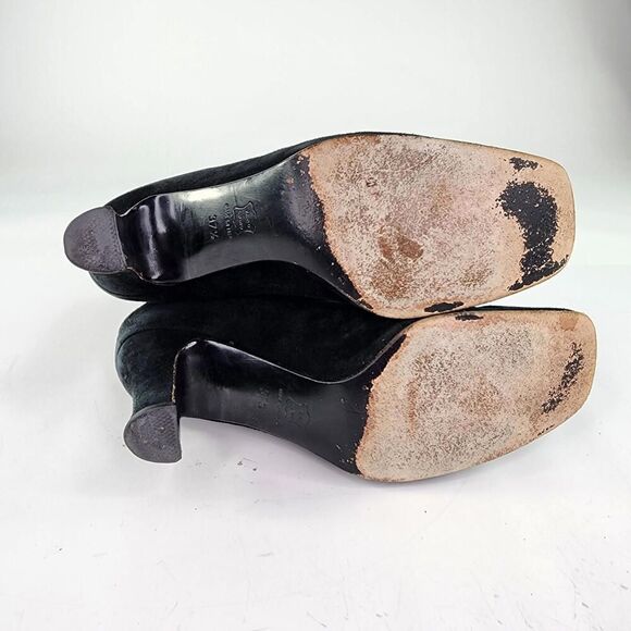 Giorgio Armani Women's Velvet Black Ankle Boots US 7 Back Zip Heeled Booties - Picture 6 of 12